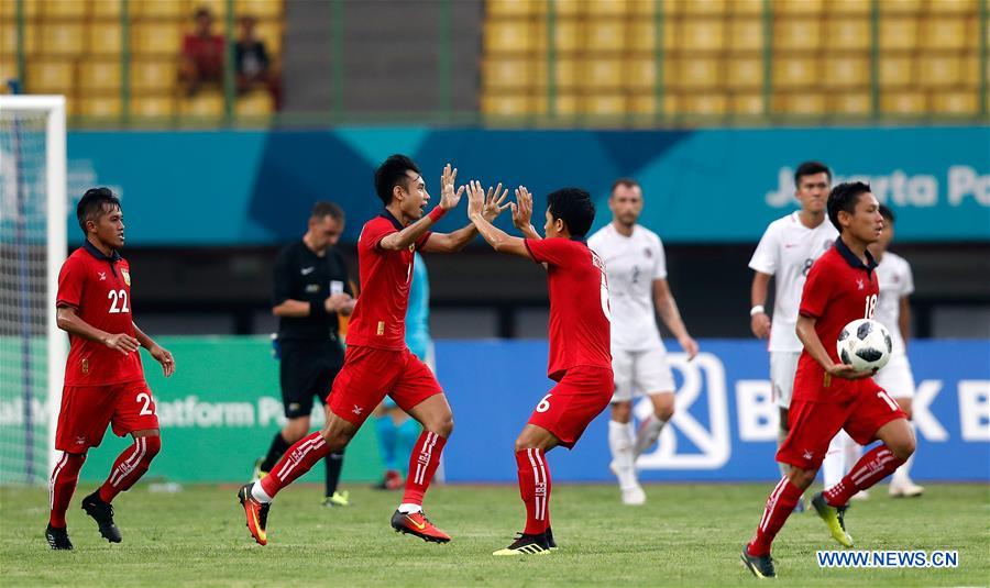 (SP)INDONESIA-BEKASI-ASIAN GAMES-MEN'S FOOTBALL-HONG KONG VS LAOS
