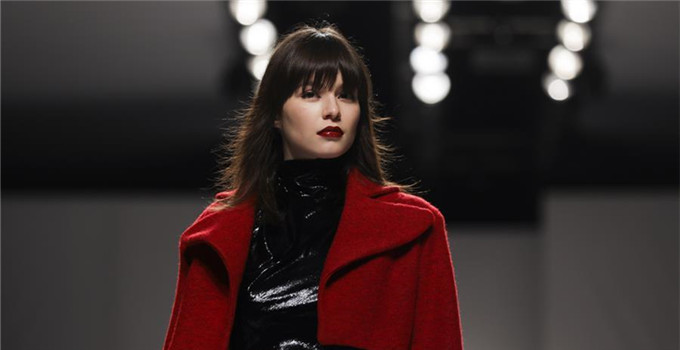 里斯本時(shí)裝周&mdash;&mdash;設(shè)計(jì)師卡羅來納&middot;馬查多作品秀