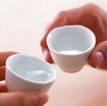 白酒勾兌風(fēng)波謎題待解：誤讀還是造假？