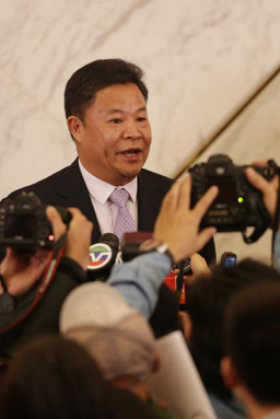 新聞，就是要搶！