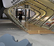 一張張笑臉 記錄了城市發(fā)展