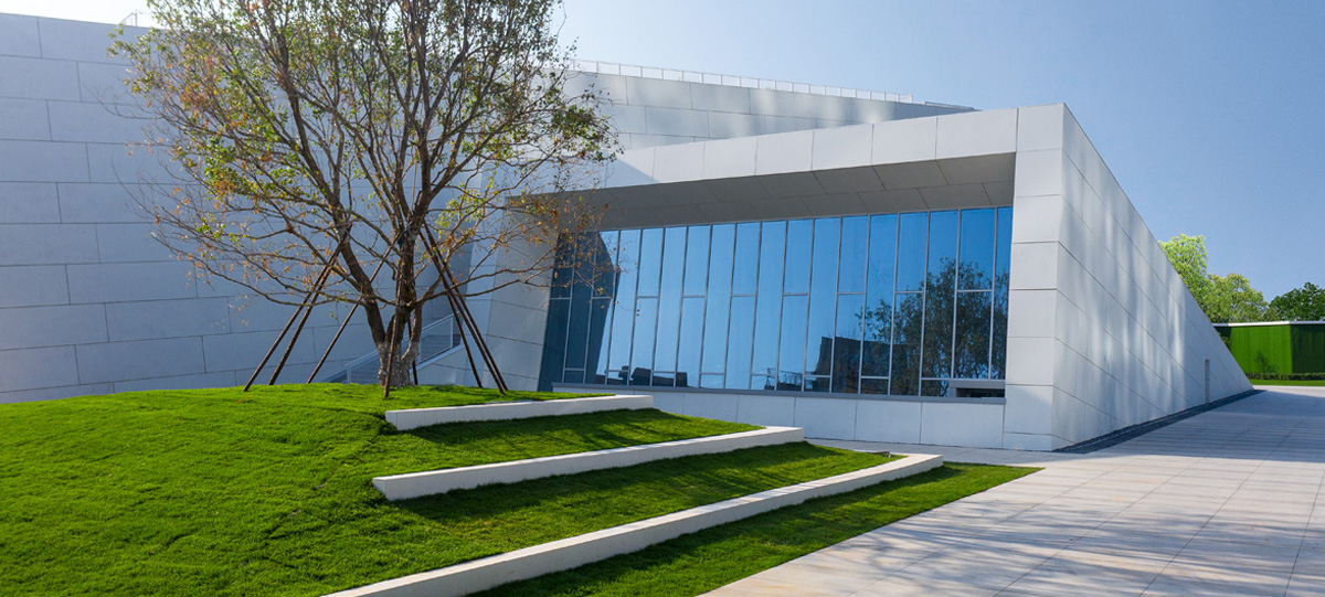 CBD將老的建筑利用，新的建筑營造并存，增加城市活力