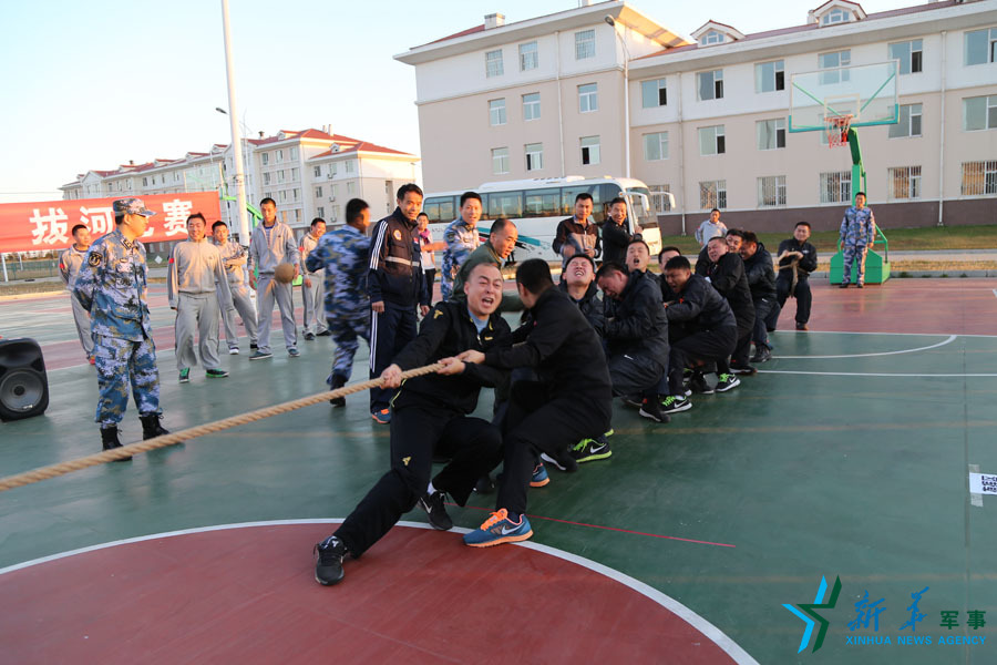 &uarr;資料圖片：張超積極參加團(tuán)文體活動(dòng)。