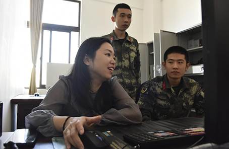 軍嫂鄭如:雖苦不怕，是我對愛的承諾