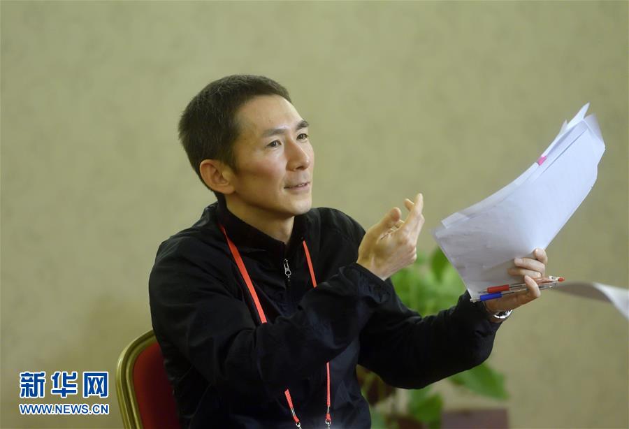 （圖文互動(dòng)）（8）中國發(fā)展進(jìn)入新時(shí)代&mdash;&mdash;9名外籍語言專家眼中的十九大報(bào)告