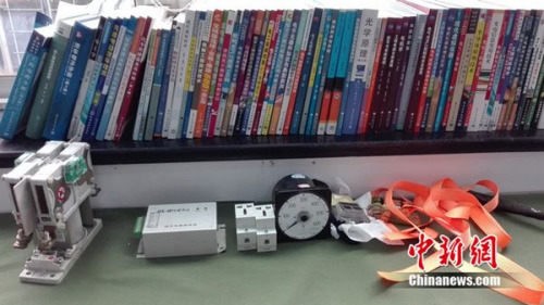 周勇工作室的一角。中新網(wǎng) 邱宇 攝