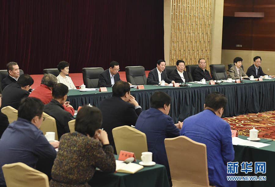 10月10日，在習近平總書記主持召開文藝工作座談會并發(fā)表重要講話兩周年之際，中宣部在北京召開繁榮文藝創(chuàng)作經(jīng)驗交流會。中共中央政治局委員、中央書記處書記、中宣部部長劉奇葆出席會議并講話。新華社記者高潔攝