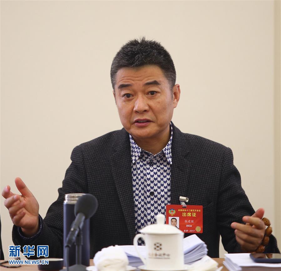 （兩會&middot;快語錄）張建國委員：按照藝術規(guī)律加強京劇教育