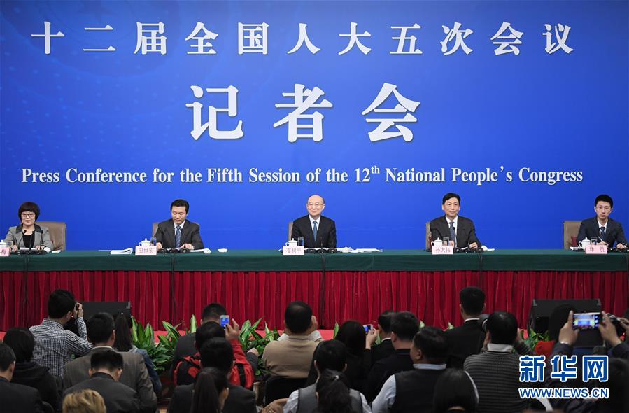 （兩會）（3）國家質(zhì)檢總局局長支樹平等就&ldquo;質(zhì)量提升&rdquo;答記者問