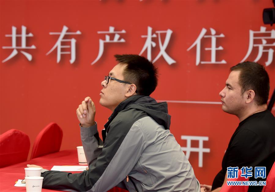 （圖文互動(dòng)）（3）藍(lán)天白云講述北京新時(shí)代新故事&mdash;&mdash;北京站上新時(shí)代發(fā)展新起點(diǎn)