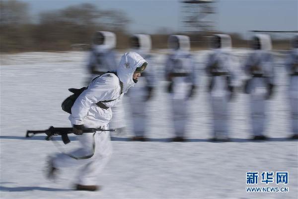 （新春走基層&middot;圖文互動）（3）東極哨所：不負(fù)青春，無愧朝陽