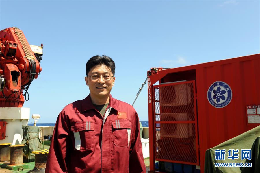 （圖文互動）（2）專訪：海山如此多嬌，然而我們研究太少！&mdash;&mdash;訪&ldquo;科學(xué)&rdquo;號麥哲倫海山科考航次首席科學(xué)家徐奎棟