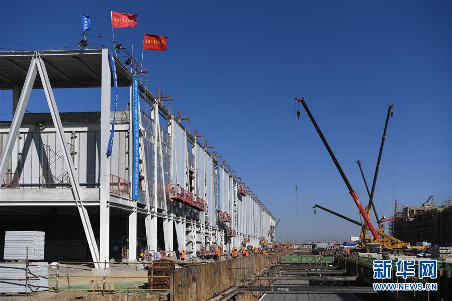 （新華全媒頭條&middot;圖文互動）（10）領(lǐng)航新時代中國經(jīng)濟航船&mdash;&mdash;從中央財經(jīng)領(lǐng)導(dǎo)小組會議看以習近平同志為核心的黨中央駕馭中國經(jīng)濟