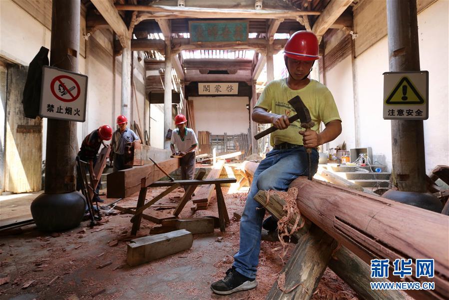 （新華全媒頭條&middot;搶救古民居&middot;圖文互動(dòng)）（7）當(dāng)古民居遇上城鎮(zhèn)化，如何留住鄉(xiāng)愁？