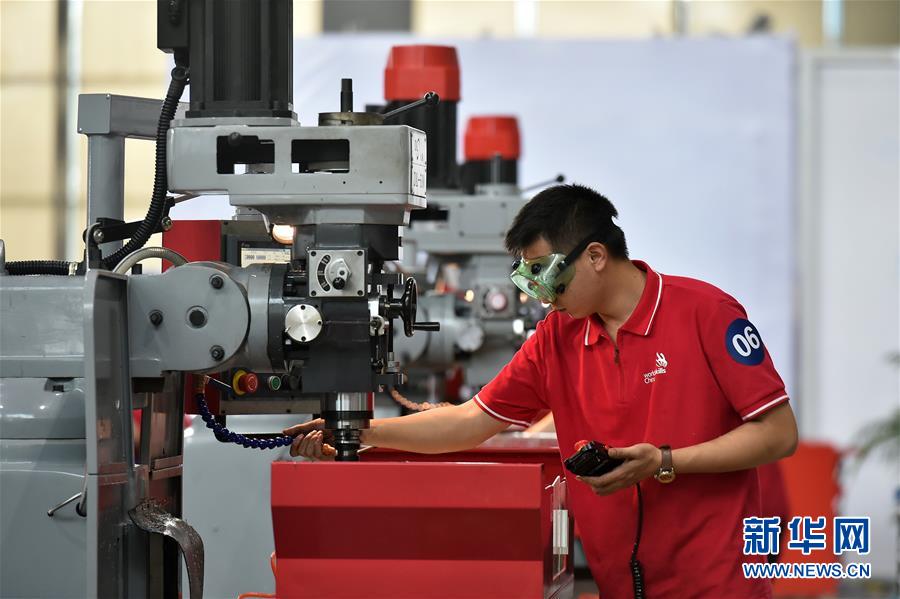 （新華全媒頭條&middot;圖文互動）（4）上下合力，聚力破障，開辟&ldquo;大國工匠&rdquo;建設新格局