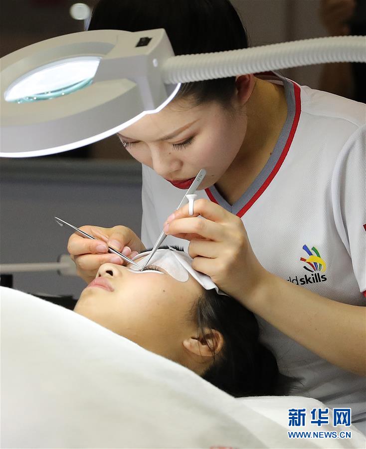 （新華全媒頭條&middot;圖文互動）（6）上下合力，聚力破障，開辟&ldquo;大國工匠&rdquo;建設(shè)新格局