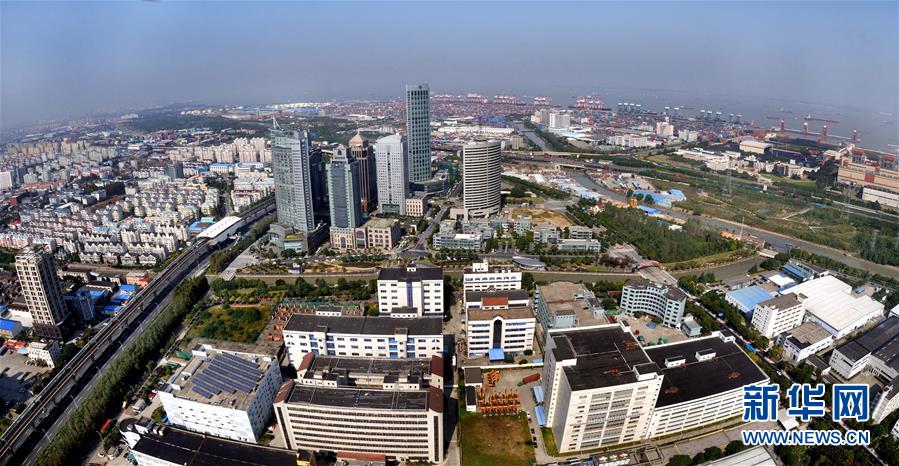 (大江奔流——來(lái)自長(zhǎng)江經(jīng)濟(jì)帶的報(bào)道·新華全媒頭條·圖文互動(dòng))(1)擘畫(huà)新時(shí)代中國(guó)發(fā)展新坐標(biāo)——深入推動(dòng)長(zhǎng)江經(jīng)濟(jì)帶發(fā)展述評(píng)