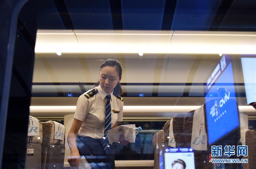 （新華全媒頭條&middot;圖文互動）（3）從這里始發(fā)！中國高鐵遞出&ldquo;國家名片&rdquo;