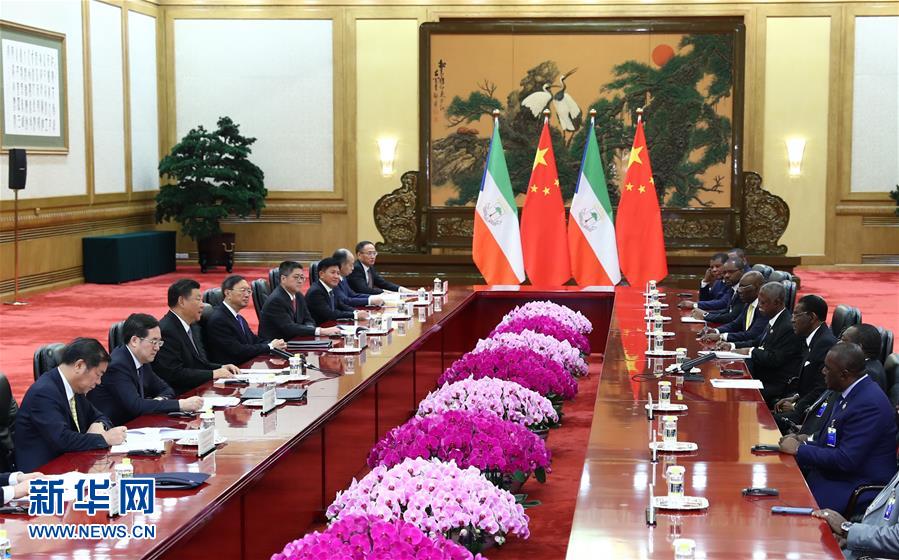 (中非合作論壇·XHDW)習(xí)近平會(huì)見赤道幾內(nèi)亞總統(tǒng)奧比昂