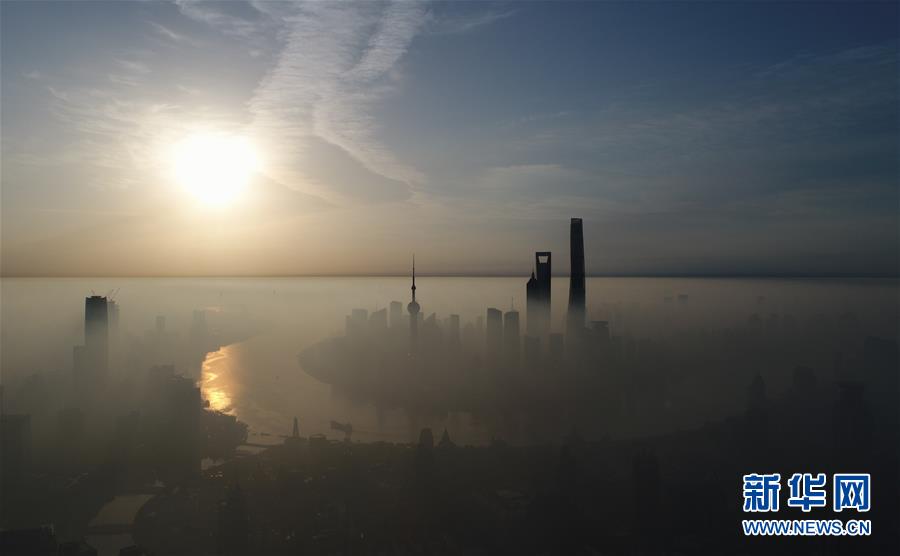 （新華全媒頭條&middot;壯闊東方潮 奮進(jìn)新時(shí)代&mdash;&mdash;慶祝改革開放40年&middot;圖文互動）（1）從改革開放窗口到攻堅(jiān)破冰試驗(yàn)田&mdash;&mdash;從浦東開發(fā)開放看中國改革開放40年