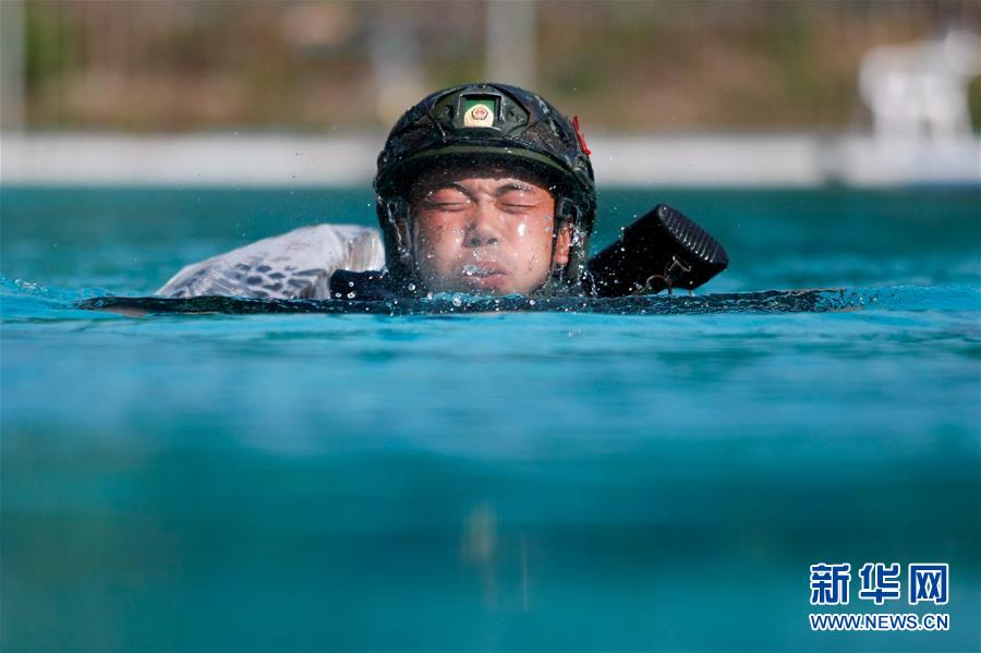 （圖文互動(dòng)）（4）一切為了實(shí)戰(zhàn)&mdash;&mdash;武警部隊(duì)&ldquo;巔峰&rdquo;特戰(zhàn)比武競賽現(xiàn)場見聞