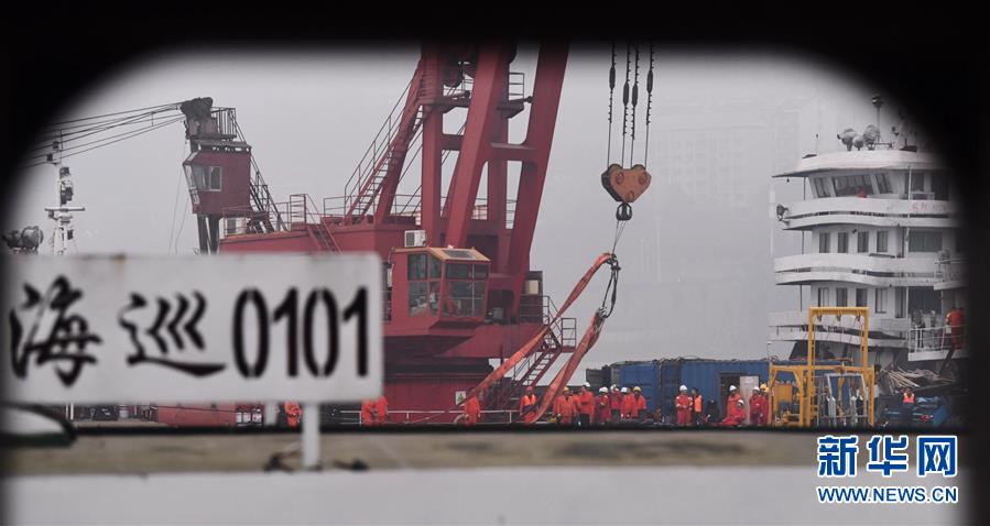 （重慶公交車墜江事故&middot;后續(xù)）（5）重慶萬州墜江公交車按計劃今晚將被打撈出水