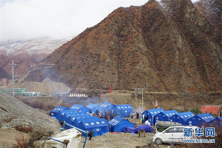 （圖文互動）（1）日子繼續(xù)好好過&mdash;&mdash;探訪金沙江堰塞湖四川安置點