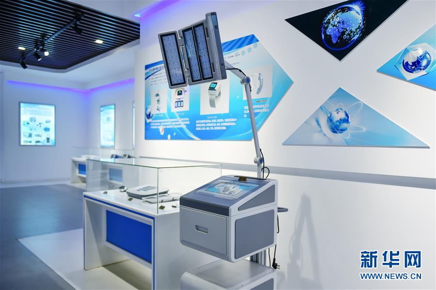 (在習(xí)近平新時(shí)代中國(guó)特色社會(huì)主義思想指引下·慶祝改革開(kāi)放40周年·綠色發(fā)展·圖文互動(dòng))(5)烈火淬煉中的轉(zhuǎn)型之變——綠色發(fā)展之“火”的故事