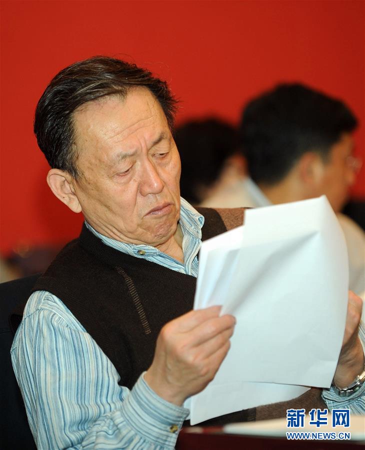 （新華全媒頭條&middot;圖文互動）（4）在時(shí)代大潮中書寫時(shí)代傳奇&mdash;&mdash;致敬百名改革先鋒 