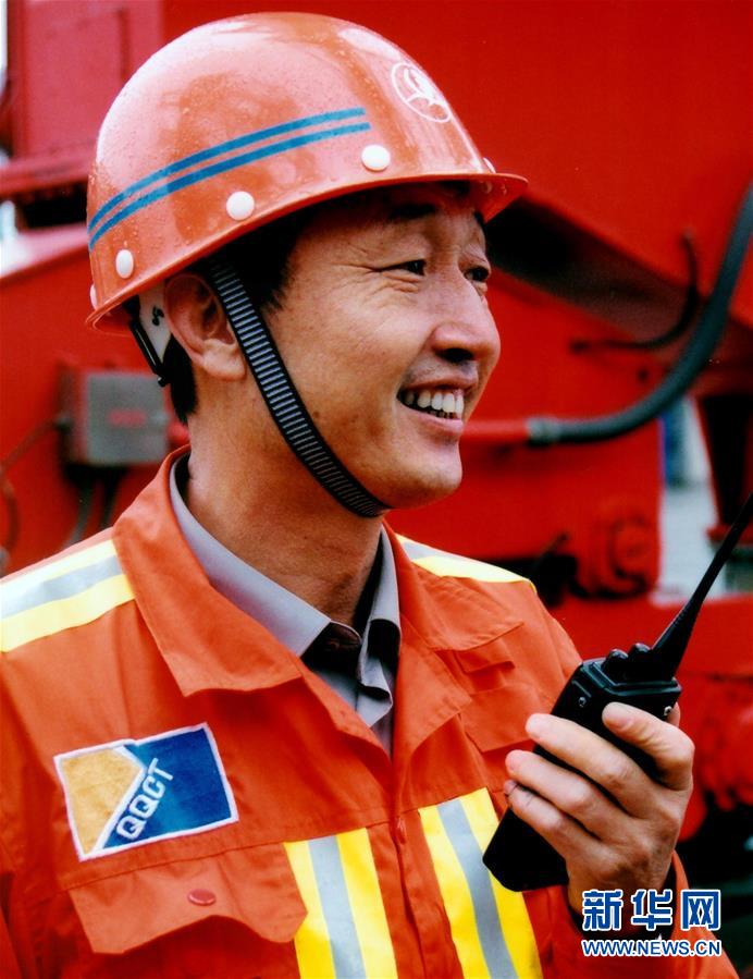 （新華全媒頭條&middot;圖文互動）（9）在時(shí)代大潮中書寫時(shí)代傳奇&mdash;&mdash;致敬百名改革先鋒 