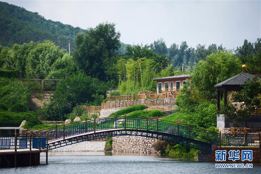 （在習(xí)近平新時(shí)代中國(guó)特色社會(huì)主義思想指引下&mdash;&mdash;新時(shí)代新作為新篇章&middot;鄉(xiāng)村振興戰(zhàn)略&middot;圖文互動(dòng)）（1）青島市即墨區(qū)：&ldquo;美麗鄉(xiāng)村&rdquo;既有面子又有里子