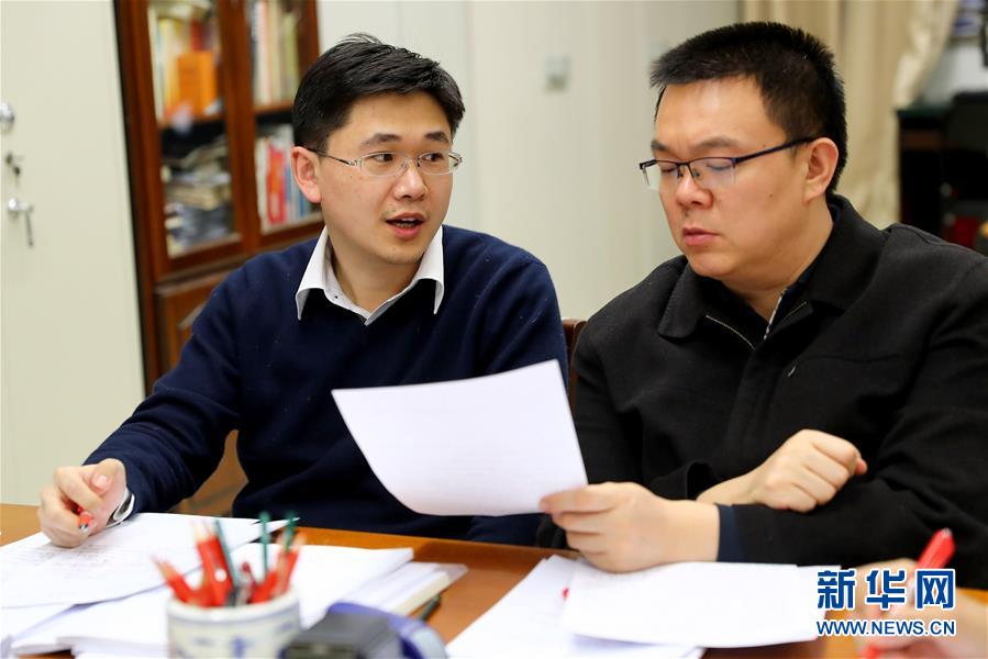 （圖文互動(dòng)&middot;聽民意 匯民智）（2）凝聚共識(shí) 提振信心&mdash;&mdash;2018年國(guó)辦&ldquo;旁聽&rdquo;全國(guó)兩會(huì)記事