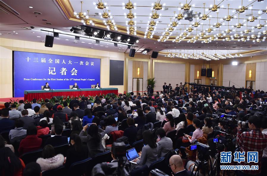 （兩會(huì)&middot;XHDW）（2）教育部部長(zhǎng)陳寶生就&ldquo;努力讓每個(gè)孩子都能享有公平而有質(zhì)量的教育&rdquo;答記者問