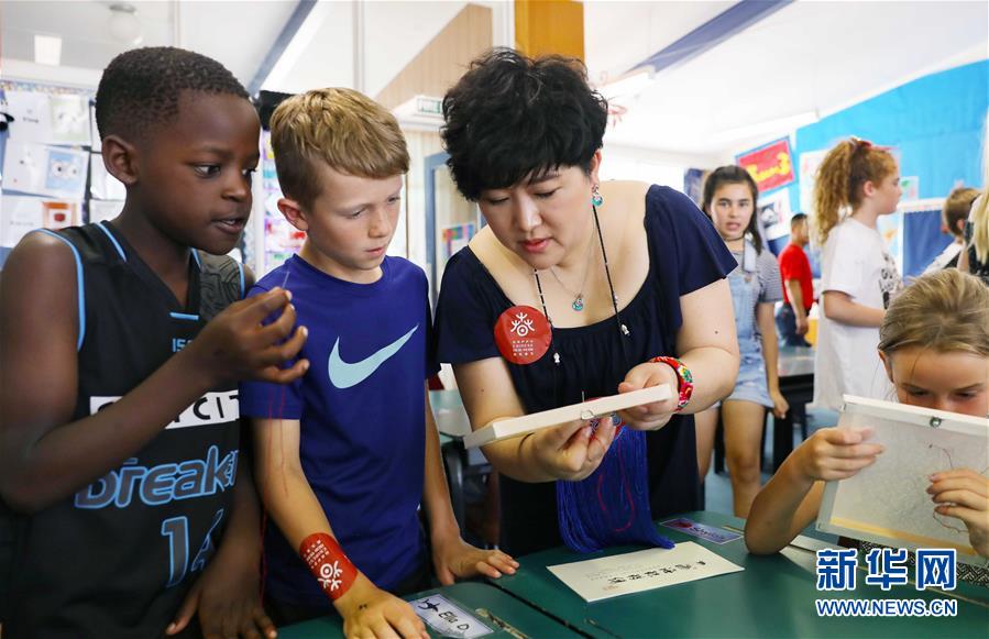 （兩會&middot;基層代表履職故事）（6）全國人大代表孫艷玲：做好非遺事業(yè)，讓古老技藝活起來