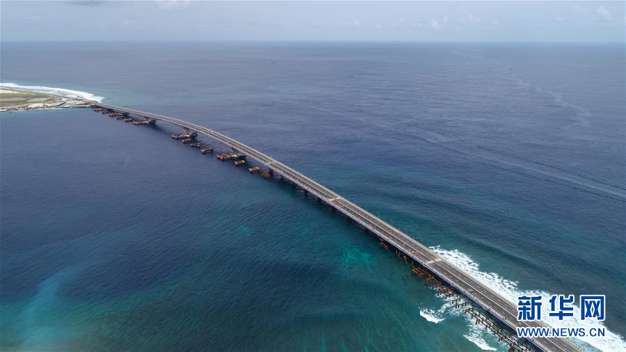 （新華全媒頭條&middot;圖文互動(dòng)）（16）風(fēng)正一帆懸&mdash;&mdash;以習(xí)近平同志為核心的黨中央治國(guó)理政一年間