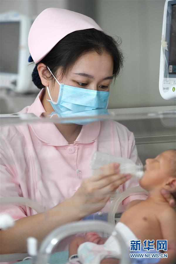 （圖文互動）（10）平靜而充滿力量&mdash;&mdash;&ldquo;中國網(wǎng)事&middot;感動2018&rdquo;年度網(wǎng)絡(luò)人物群像