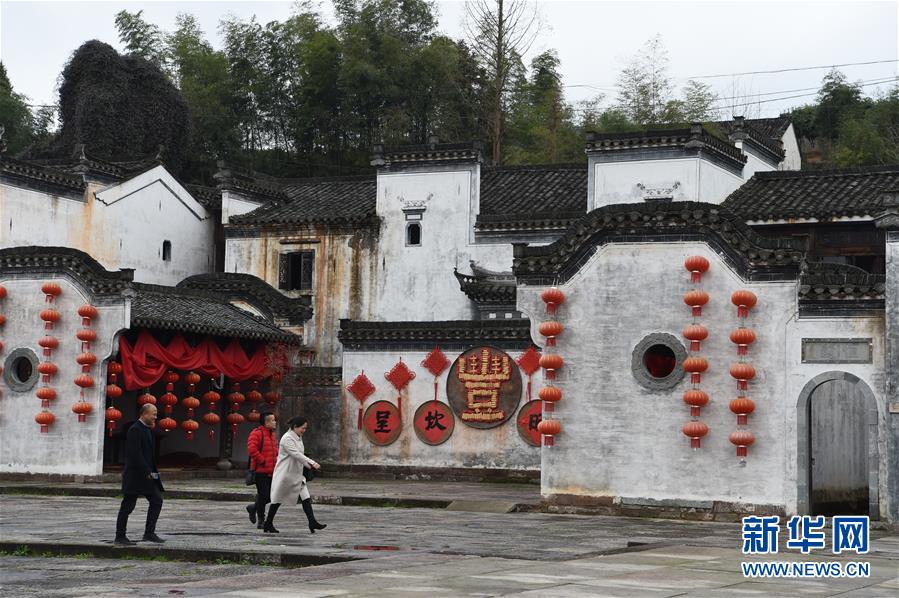 （在習近平新時代中國特色社會主義思想指引下&middot;將改革開放進行到底&middot;強國之基）（新華全媒頭條&middot;圖文互動）（5）奮斗不停步 改革再出發(fā)&mdash;&mdash;&ldquo;四個自信&rdquo;筑牢強國之基