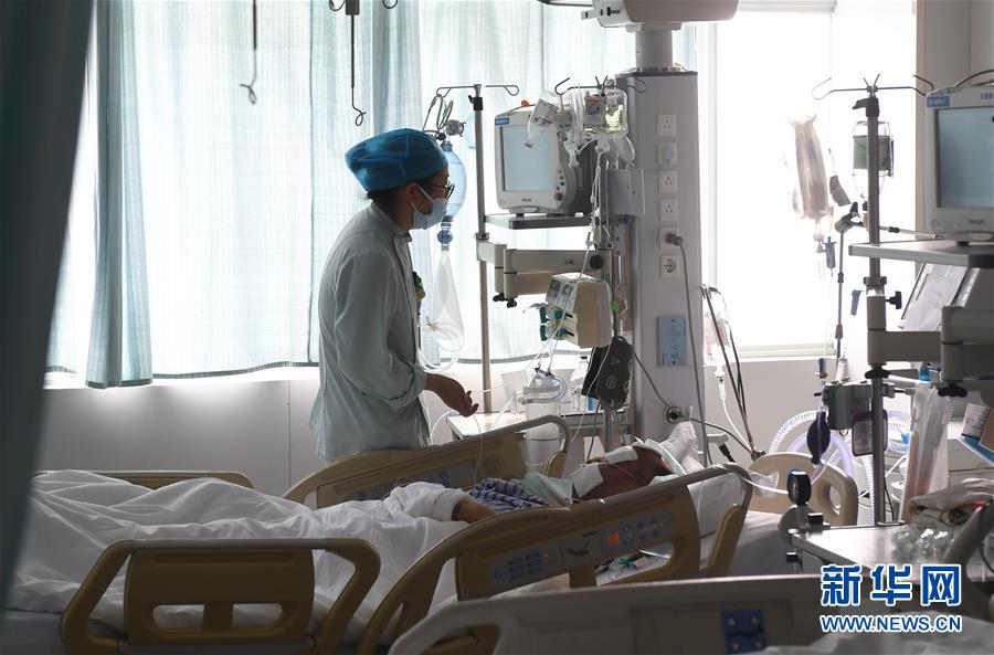 （新華全媒頭條&middot;響水化工廠爆炸事故&middot;圖文互動）（5）為了617個生命的賽跑&mdash;&mdash;江蘇響水爆炸事故傷員救治一線實(shí)錄