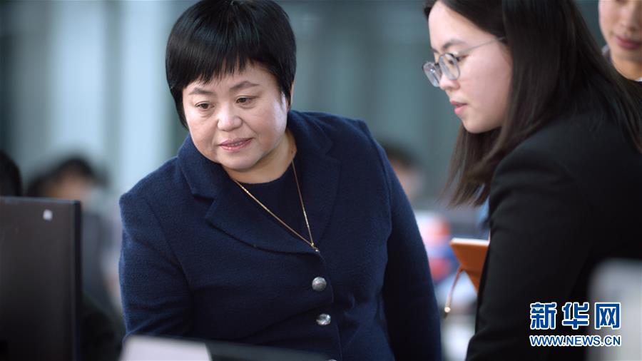 （愛國(guó)情 奮斗者&middot;圖文互動(dòng)）（3）融入國(guó)際貿(mào)易海洋的&ldquo;一滴水&rdquo;&mdash;&mdash;記跨境電商物流&ldquo;巾幗英雄&rdquo;徐平