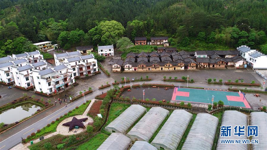 （壯麗70年&middot;奮斗新時代&middot;圖文互動）（3）華屋處處皆&ldquo;華屋&rdquo;&mdash;&mdash;江西瑞金&ldquo;紅軍村&rdquo;華屋脫貧記