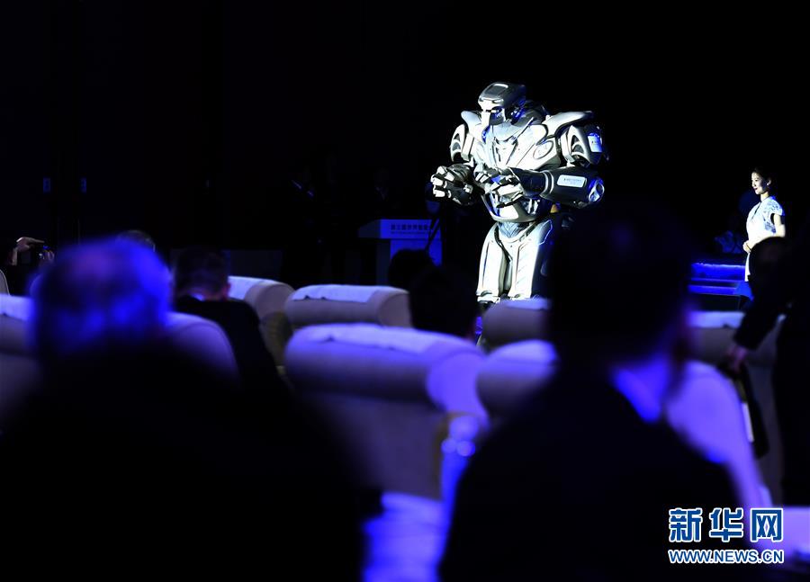 （新華全媒頭條&middot;圖文互動）（1）擁抱智能新時代：世界智能大會釋放了哪些新信號？