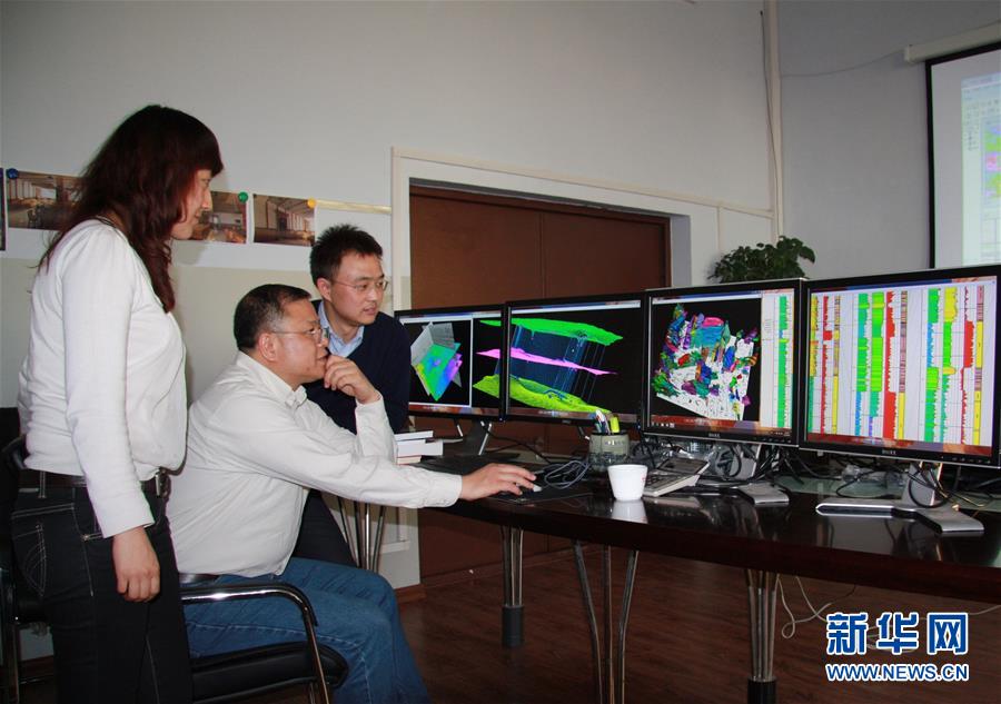 （新華全媒頭條&middot;圖文互動）（7）鍛造領航復興的中流砥柱&mdash;&mdash;寫在&ldquo;不忘初心、牢記使命&rdquo;主題教育即將啟動之際