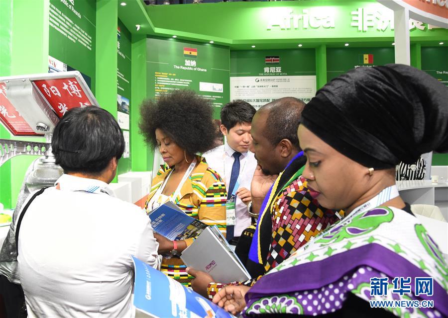 （新華全媒頭條&middot;圖文互動(dòng)）（1）風(fēng)勁帆懸 百舸爭(zhēng)流&mdash;&mdash;從&ldquo;京交會(huì)&rdquo;看中國(guó)經(jīng)濟(jì)潛力和前景