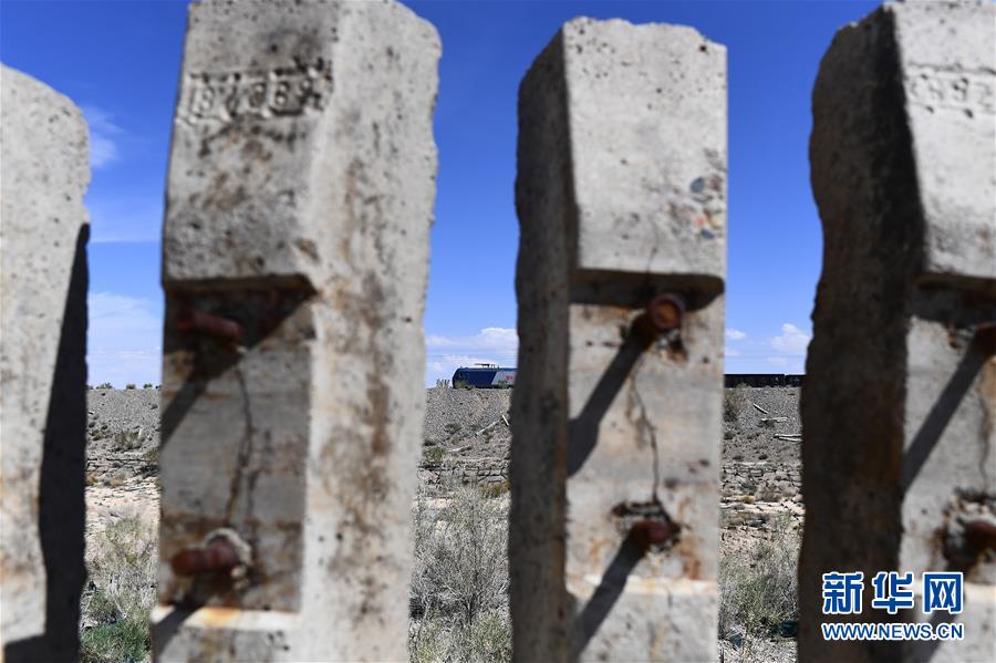 （新華全媒頭條&middot;壯麗70年&middot;奮斗新時(shí)代&middot;圖文互動）（3）開拓雪域高原的夢想之路&mdash;&mdash;來自青藏鐵路的蹲點(diǎn)報(bào)告