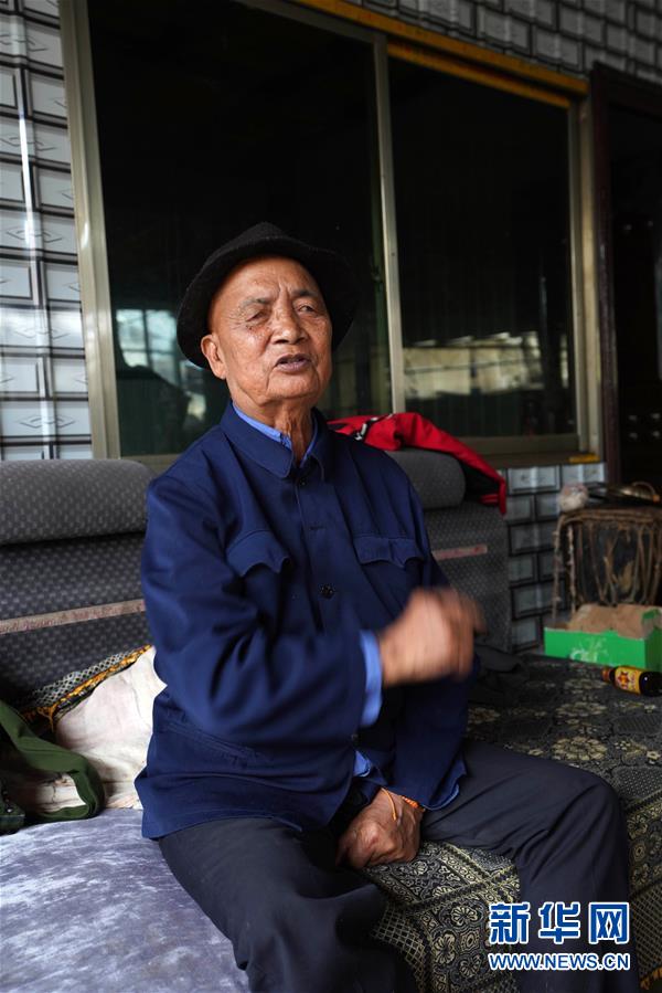 （圖文互動(dòng)）（1）布朗族老人巖章應(yīng)：我從原始社會(huì)走來(lái)&hellip;&hellip;