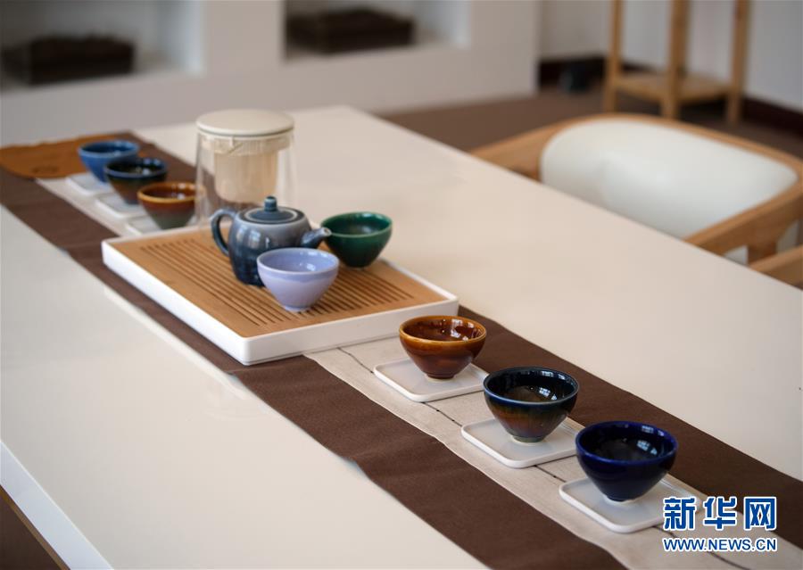 （愛國(guó)情 奮斗者&middot;圖文互動(dòng)）（2）池建義團(tuán)隊(duì)：把論文寫在產(chǎn)品上