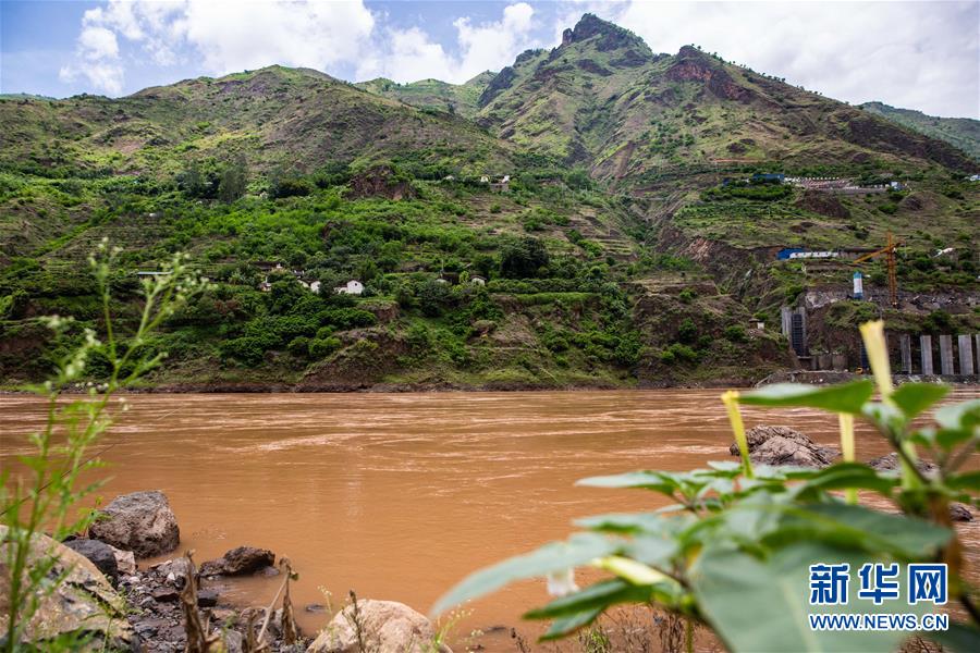（壯麗70年&middot;奮斗新時(shí)代&mdash;&mdash;記者再走長征路&middot;圖文互動(dòng)）（9）七天七夜，驚心動(dòng)魄&mdash;&mdash;皎平渡口永不消失的紅色記憶