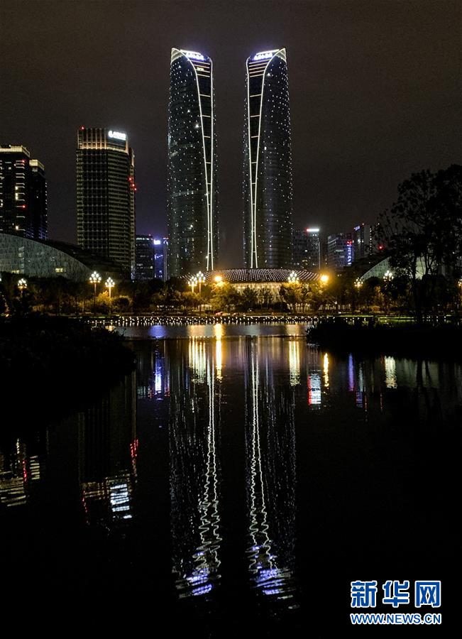 （壯麗70年&middot;奮斗新時(shí)代&mdash;&mdash;共和國(guó)發(fā)展成就巡禮&middot;圖文互動(dòng)）（15）治蜀往事激越 興川今朝豪邁&mdash;&mdash;新中國(guó)成立70年四川發(fā)展巡禮