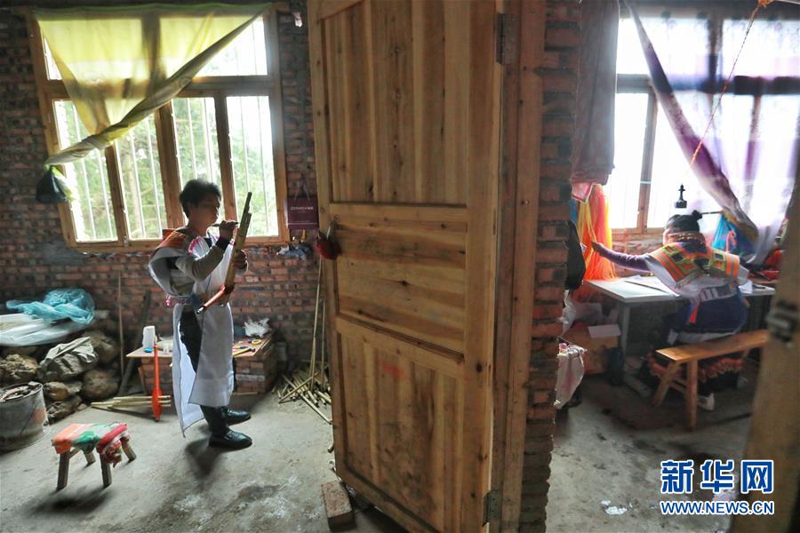 （壯麗70年&middot;奮斗新時(shí)代&mdash;&mdash;共和國發(fā)展成就巡禮&middot;圖文互動）（2）多彩貴州闖新路