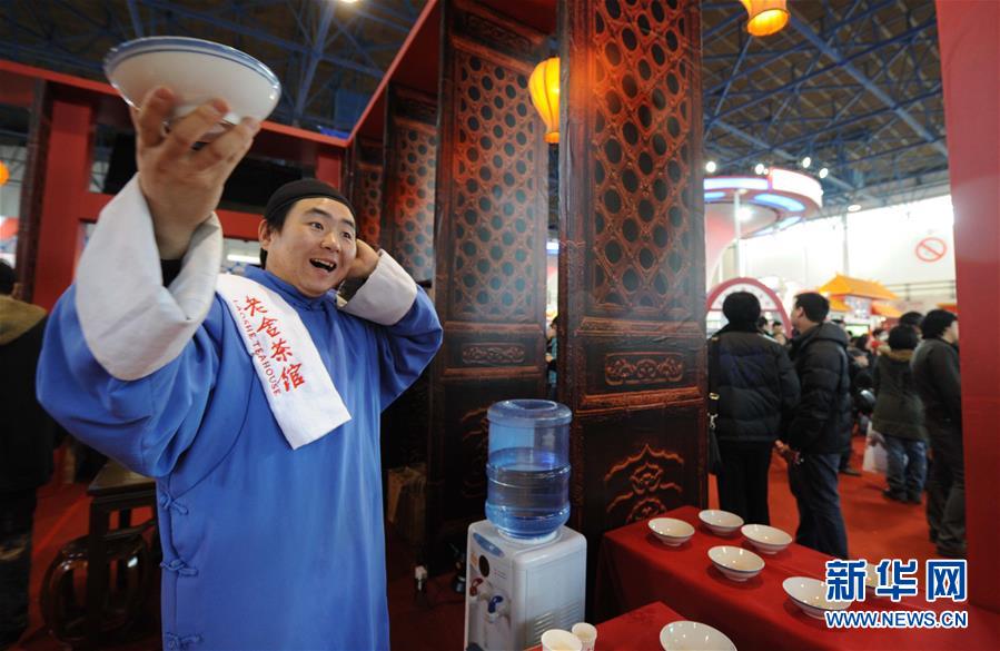 （新華全媒頭條&middot;圖文互動(dòng)）（3）億萬(wàn)人民的奮斗史詩(shī)&mdash;&mdash;獻(xiàn)給共和國(guó)70年光輝歷史的創(chuàng)造者